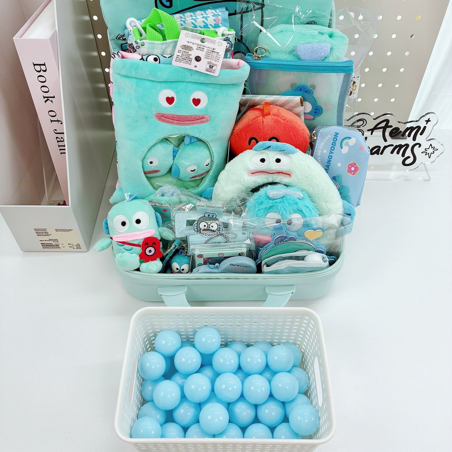HYD 14-Inch Suitcase Mystery Gift Box